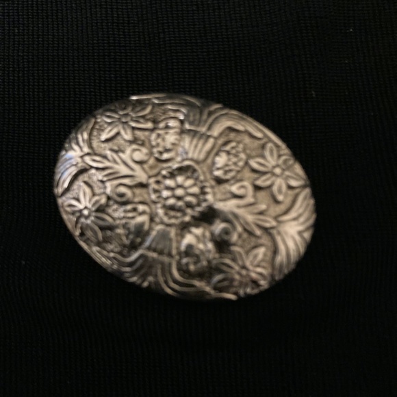 Silver vintage button covers. Set of six. - Picture 4 of 9